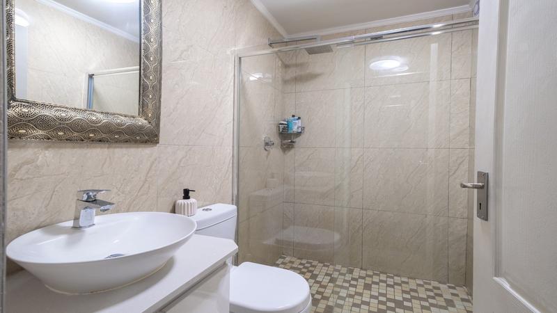 3 Bedroom Property for Sale in Burgundy Estate Western Cape